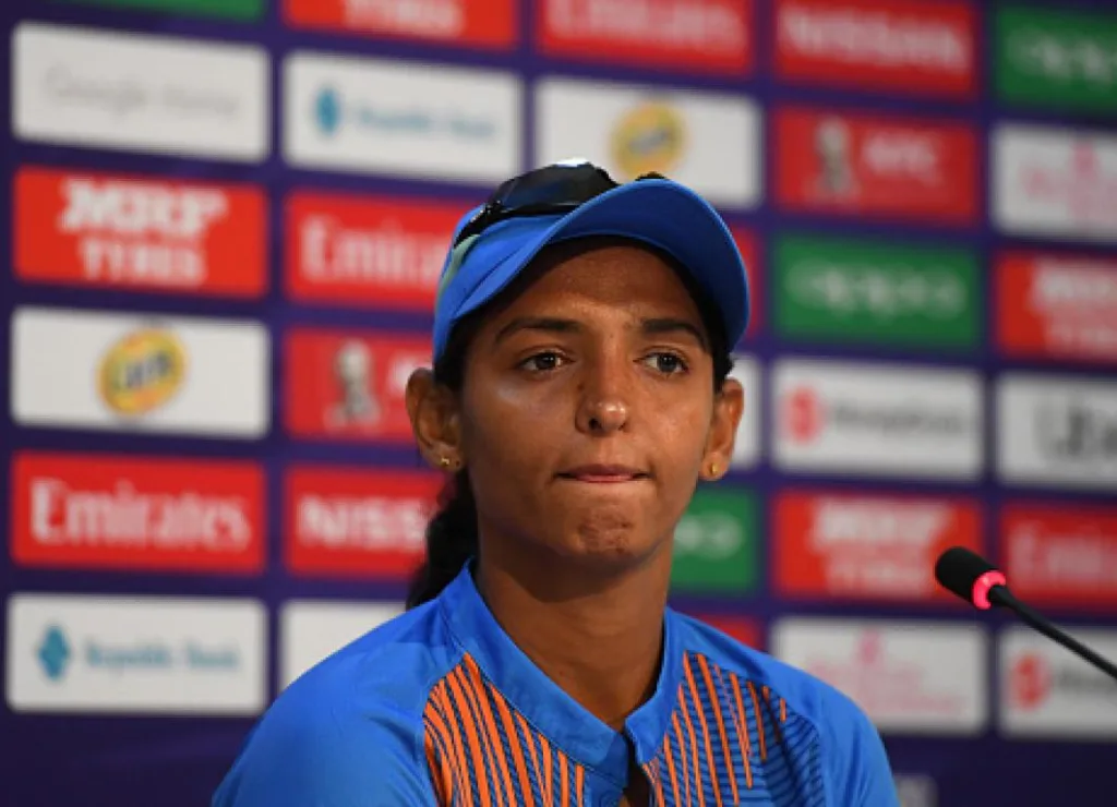 Harmanpreet Kaur is to be fined by ICC